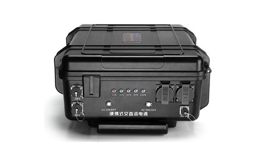 1554295604259539.jpg 便携式UPS电源.jpg