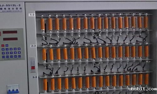 锂电池分容.jpg 锂电池分容.jpg