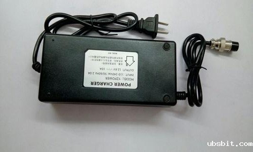 锂电池充电器.jpg 锂电池充电器.jpg