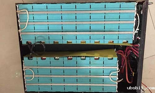 磷酸铁锂电池.jpg 磷酸铁锂电池.jpg